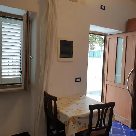 Mareluna Ischia Lägenhetshotell *